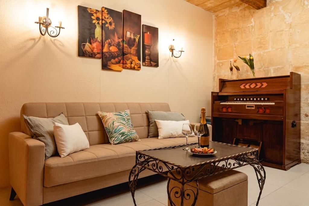 Enchanting 2Bdr Townhouse In Valletta Centre! Dış mekan fotoğraf