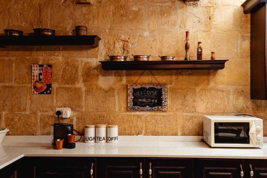 Enchanting 2Bdr Townhouse In Valletta Centre! Dış mekan fotoğraf