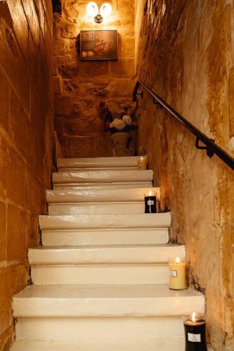 Enchanting 2Bdr Townhouse In Valletta Centre! Dış mekan fotoğraf