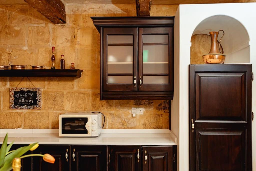 Enchanting 2Bdr Townhouse In Valletta Centre! Dış mekan fotoğraf