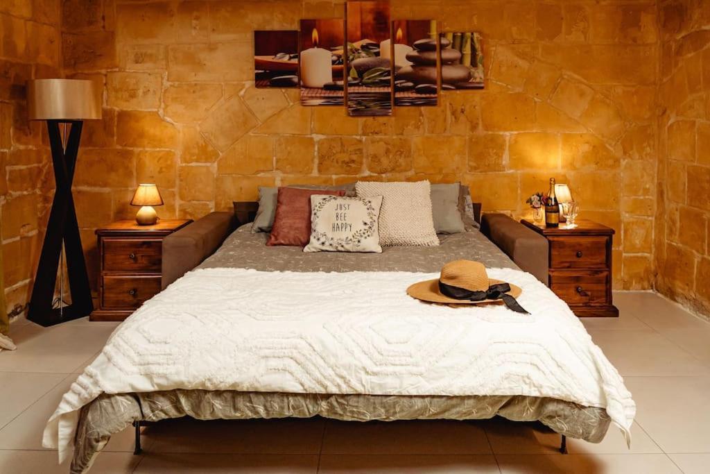 Enchanting 2Bdr Townhouse In Valletta Centre! Dış mekan fotoğraf